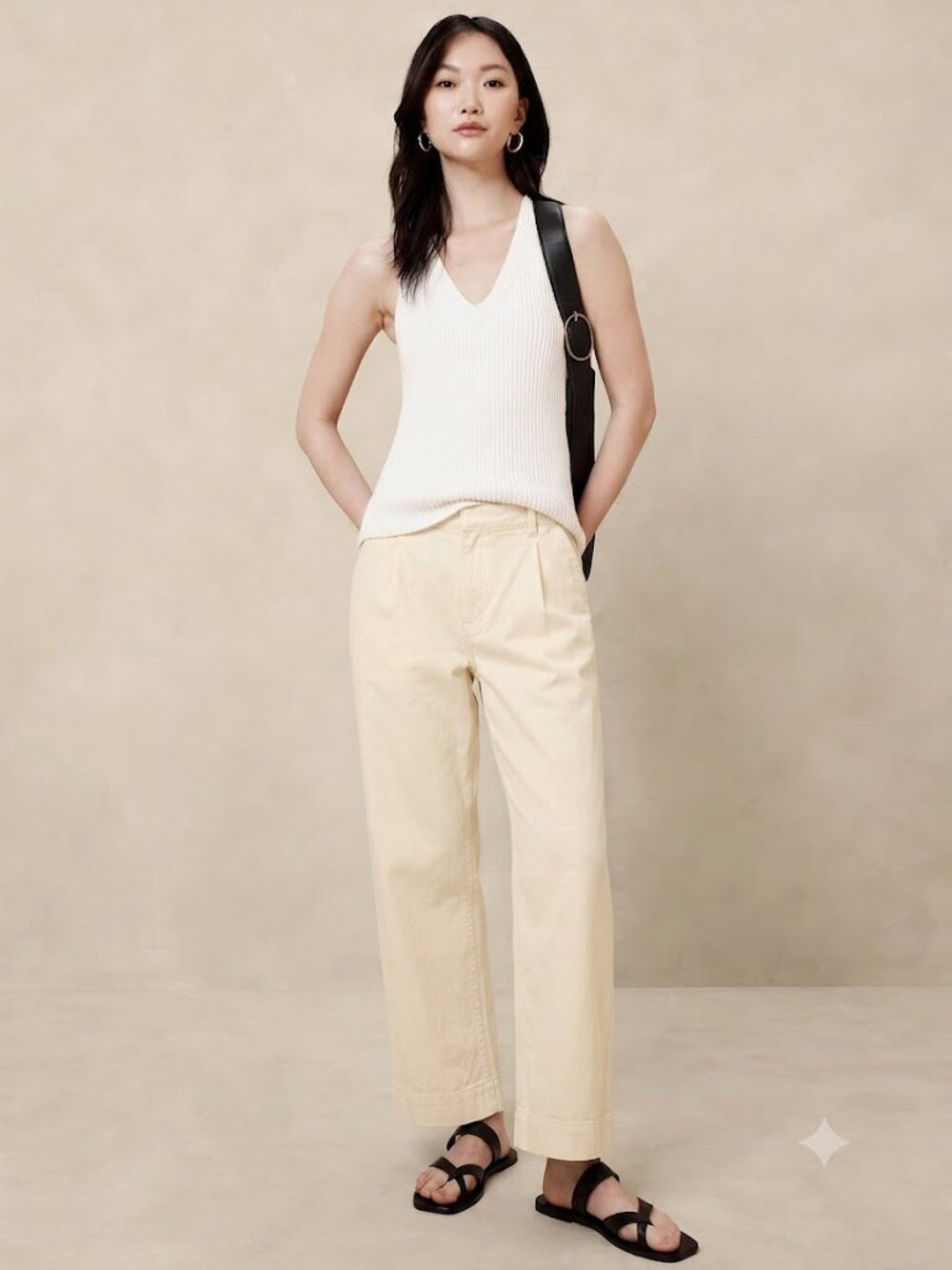 Banana Republic Twill Straight Pull-On Pant L